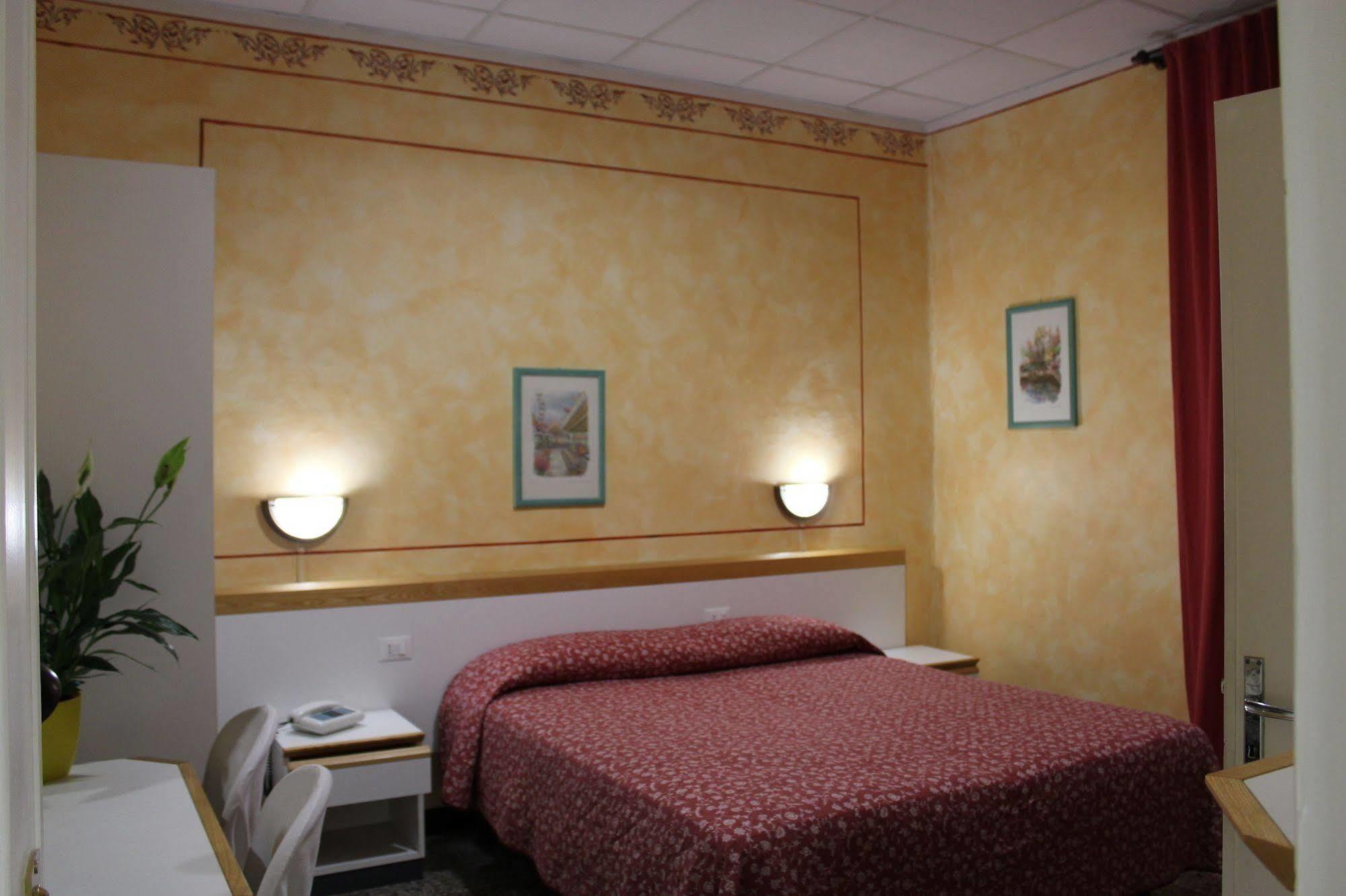 Hotel Agnello D'Oro Genova エクステリア 写真
